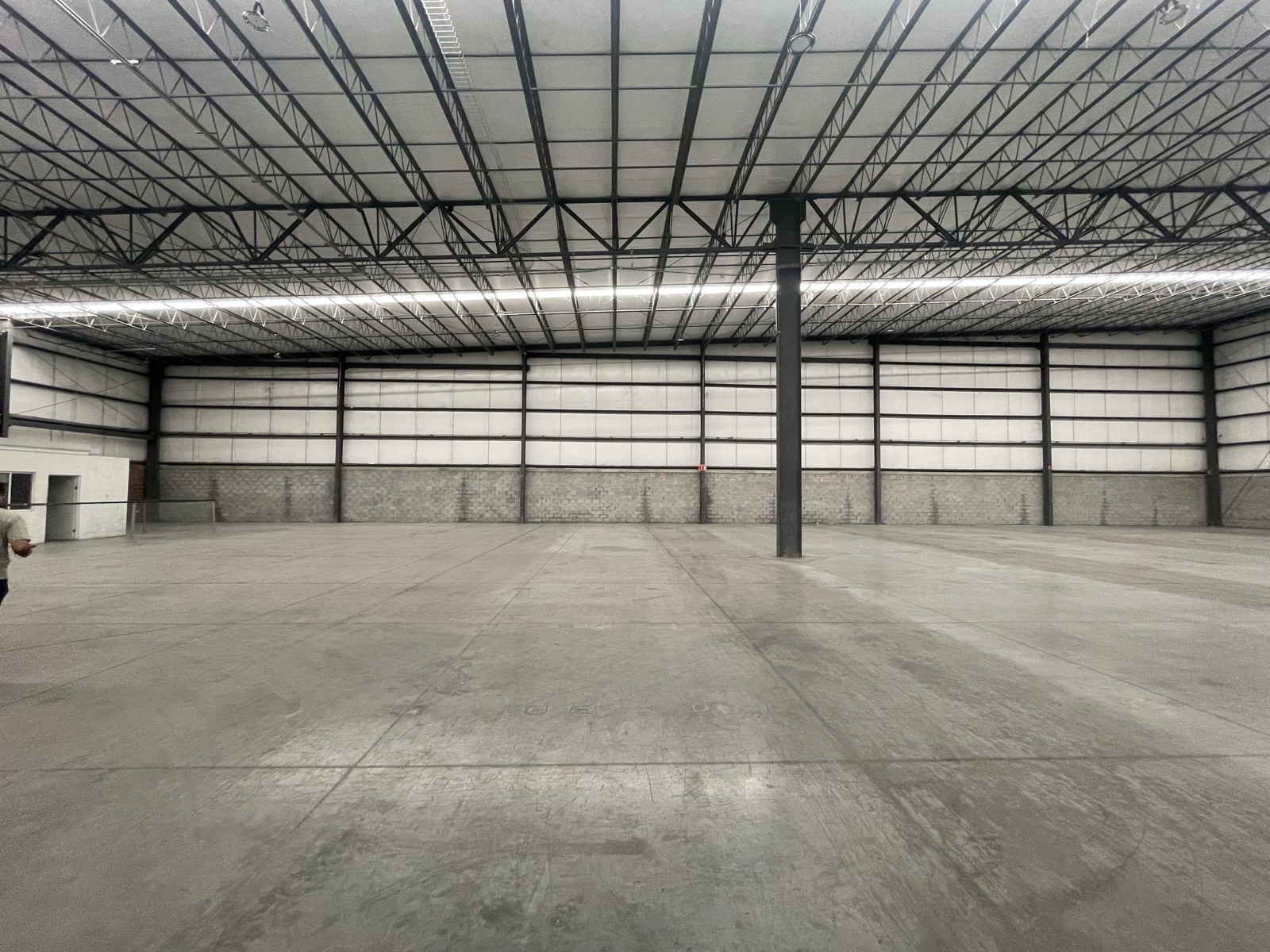 Fotografía de Nave industrial modular 2,012 a 8,050 m² · Parque Conekta2, Guadalupe