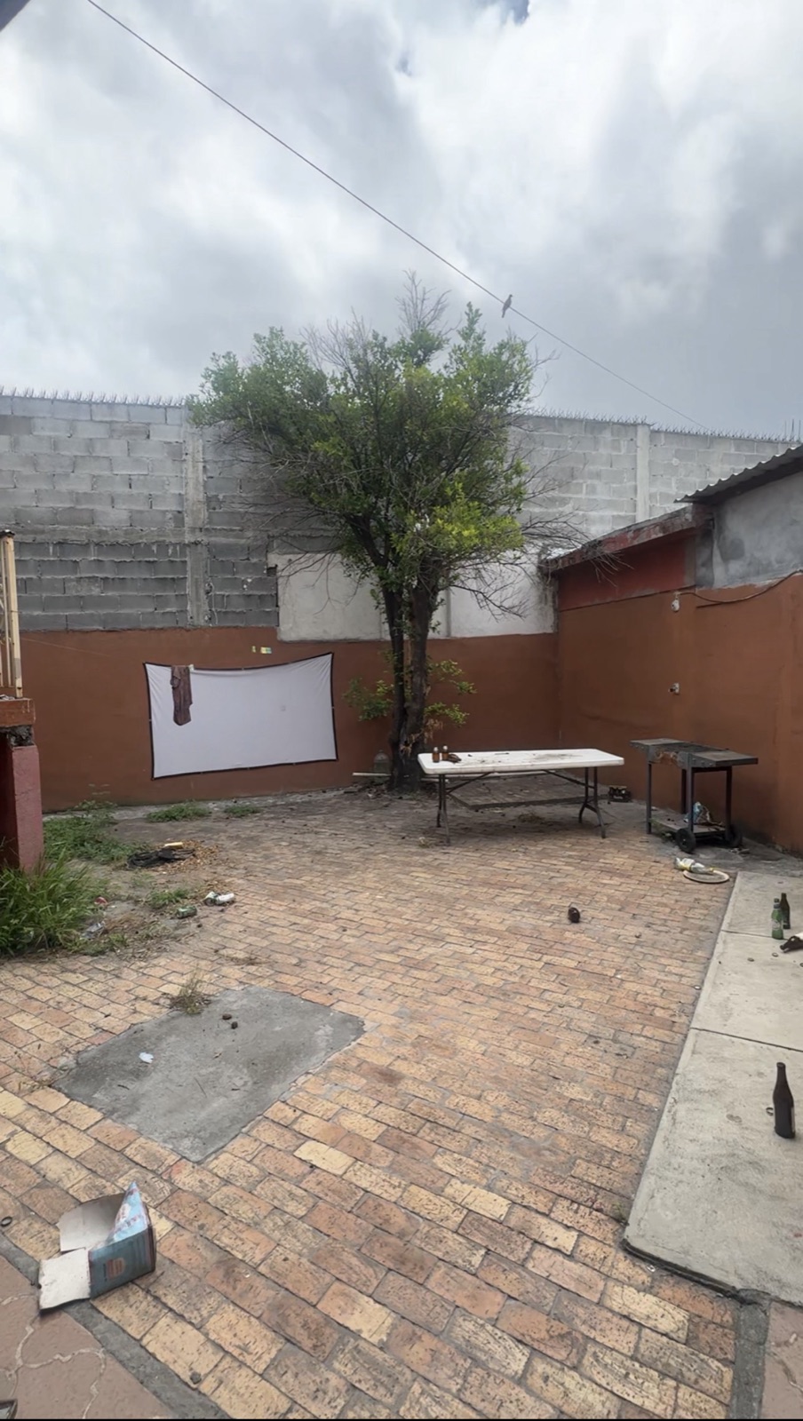 Fotografía de Terreno esquinero en Mitras Centro para desarrollo o remodelación